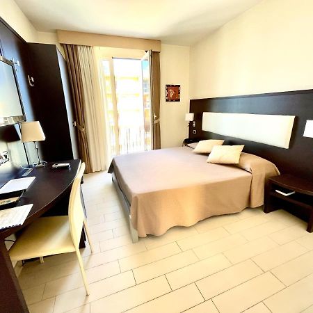 Hotel Welcome San Benedetto del Tronto Kültér fotó