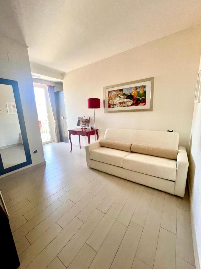 Hotel Welcome San Benedetto del Tronto Kültér fotó