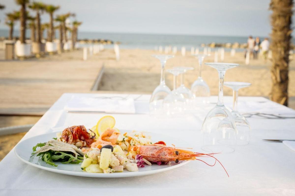 Hotel Welcome San Benedetto del Tronto Kültér fotó